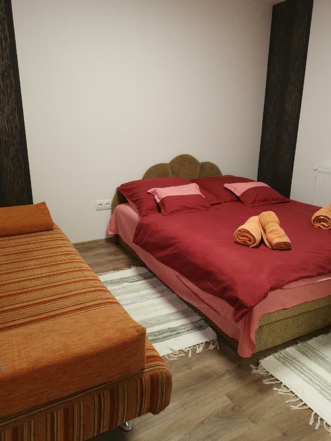 Gal Apartmanhaz 哈卡尼 外观 照片